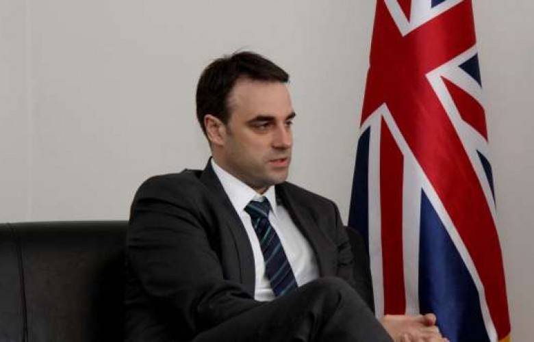 İngiltere Büyükelçisi de Rama ve Thaçi'nin Açıklamalarını Eleştirdi