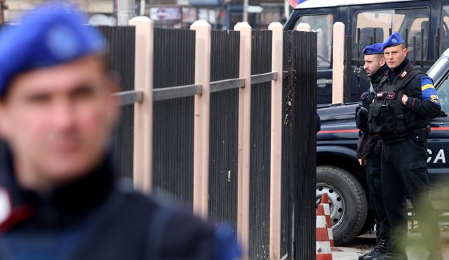EULEX Kaçakçılıkla Şüpheli Beş Kişiyi Tutukladı