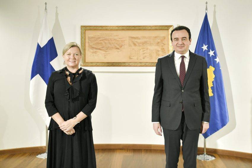 Kurti, Finlandiya Büyükelçisi ile Veda Görüşmesinde Bulundu