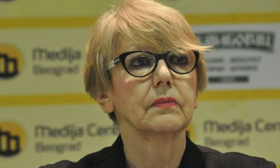 AB, Sırbistan’ı Desteklerken, Kosova’yı Cezaladı