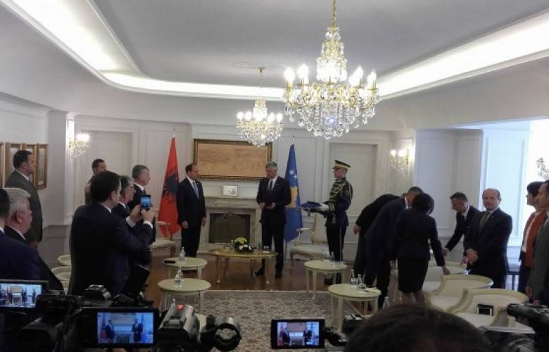 Bujar Nishani'ye Özgürlük Nişanı'