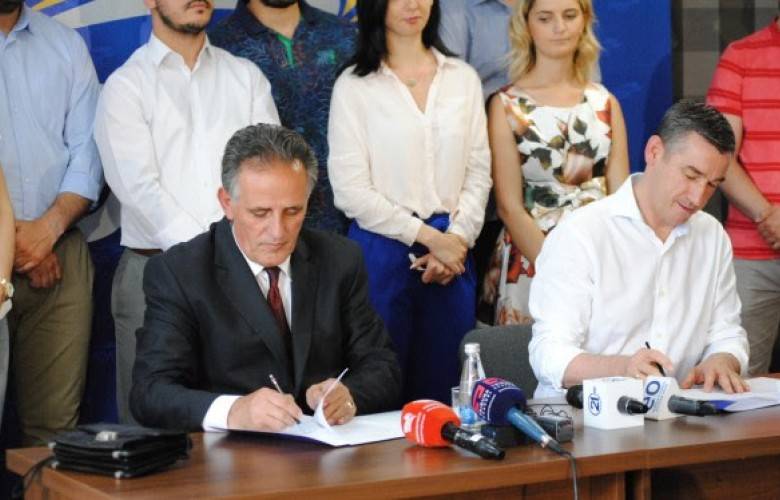 PDK Yedi Parti ile Koalisyon Anlaşmasını İmzaladı