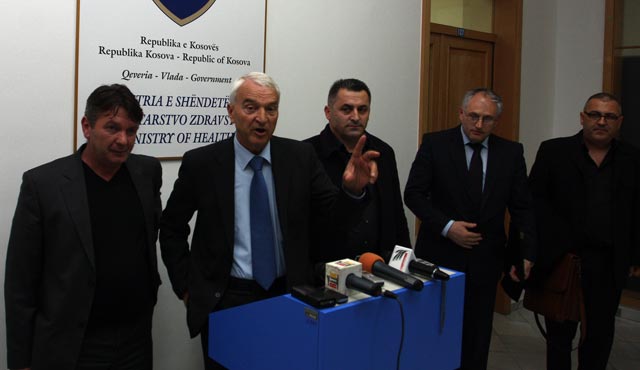 Sağlık İşçilerinin 44 Avro Sorununa Çözüm
