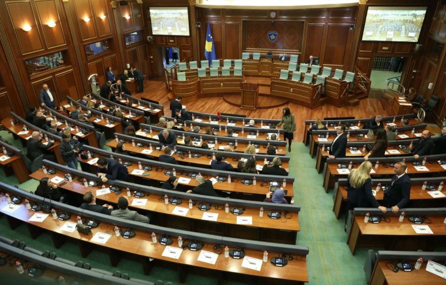 PDK, LDK ve AAK’tan Kurti’ye: “Yeni Kabineye Oy Vermeyeceğiz”