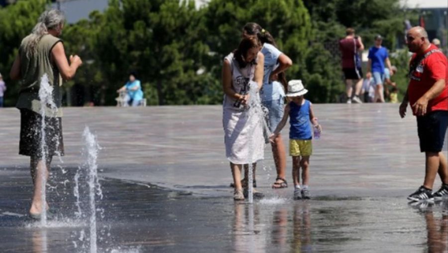 Kavurucu Sıcaklar Sürüyor, Termometreler 38 Dereceyi Gösterecek