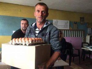 İHH, Kosova'da Gaziler Derneği'ne Yardım Paketleri Dağıttı