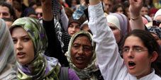 Başörtüsü Yasağı Protesto Edildi
