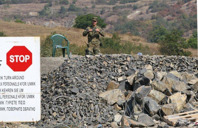 Kuzey Sakin,  Gergin Bekleyiş Sürüyor