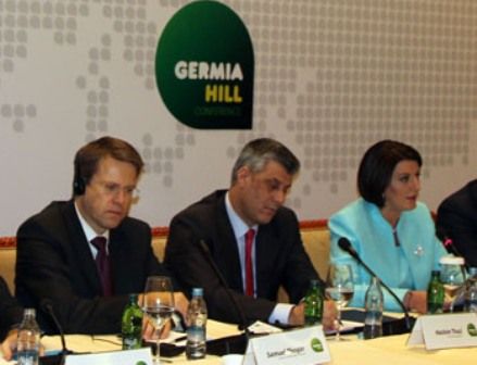 Thaçi: Belgrat'ın İkiyüzlü Siyaseti Sona Ermeli