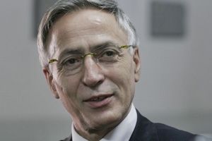 Krasniqi: Meclis Normal Çalışıyor
