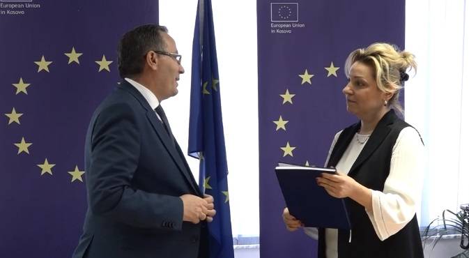 Hamza, Aposotolova’ya Ekonomi Reformlar Programını Teslim Etti