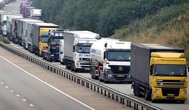 Vırmiça Sınır Kapısında Kamyon Ablukası Kalktı