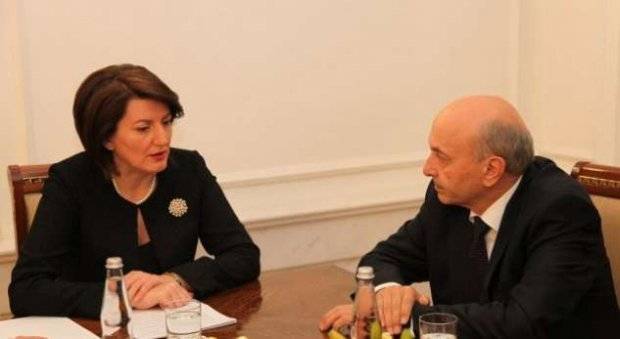 Mustafa: Çözüm, Thaçi'nin Talep Ettiği Ofislerde Değil Meclis'te