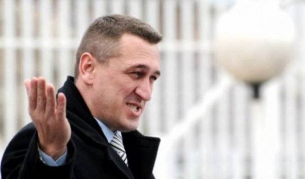 Raşiç, Toplulukların İstemini İmzalamayacak