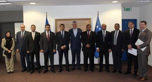 Thaçi,  BAE Heyetini Kabul Etti