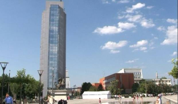 Yeni Hükümet'te 20 Bakan: PDK 8, LDK 8 ve Topluluklar 4