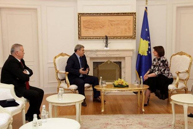 Vokrri ve Bogujevci'ye Cumhurbaşkanlığı Hizmet Madalyası