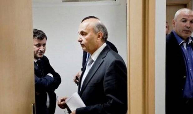 LDK Başkanlık Kurulu Mustafa'sız Toplandı