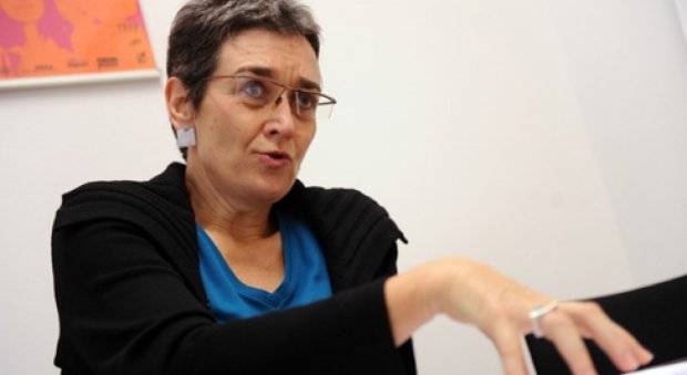 Lunacek, Bugün de Ülkemizde Kalacak