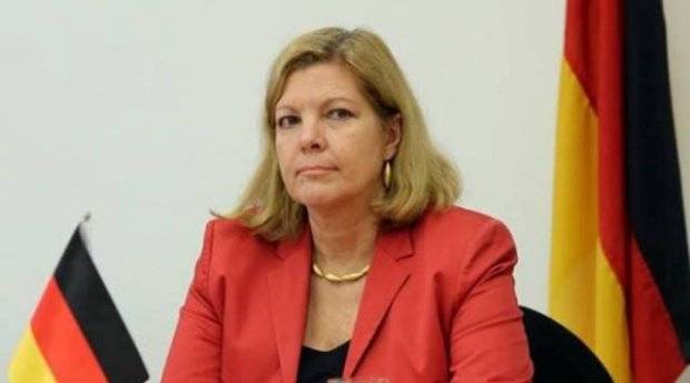 Viets: Kosova, Balkanların İsviçre'si Olabilir