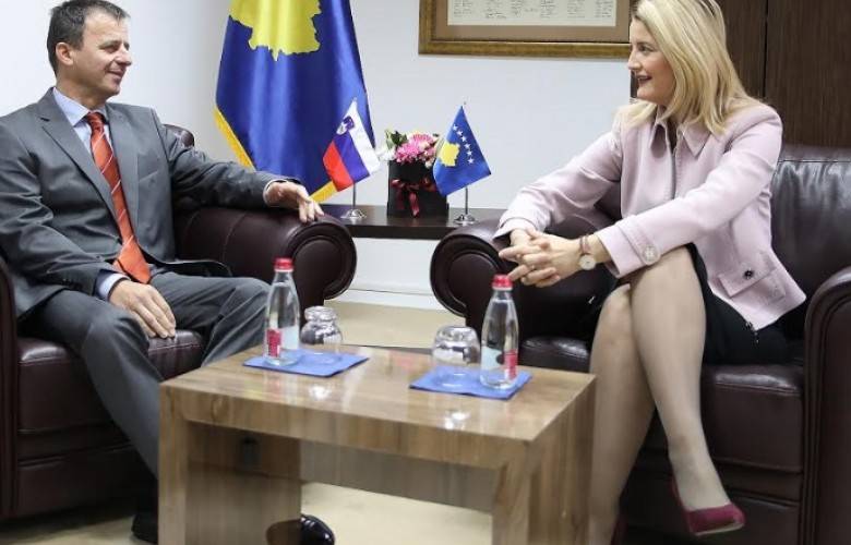 Slovenya’nın Desteği Takdire Layık