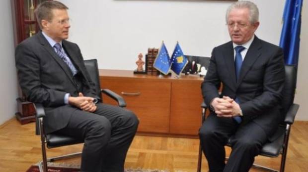 Hyseni: Vizeler Kosova'dan Kaçışları Etkilerdi