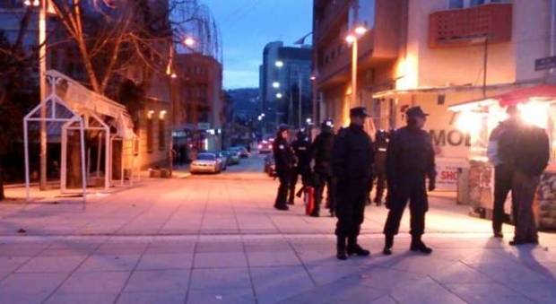 2 Vetëvendosjeli Protestocu Gözaltına Alındı