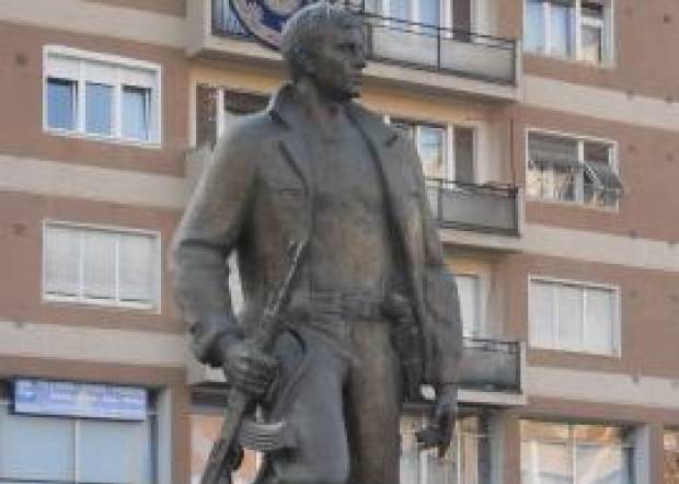Komutan Zahir Pajaziti Bugün Saygıyla Anıldı