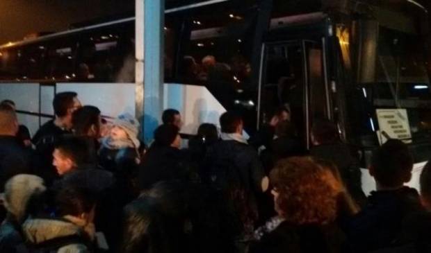 Belgrat'a Gitmek Üzere Yola Çıkan 2 Otobüs Sırbistan'a Giremedi