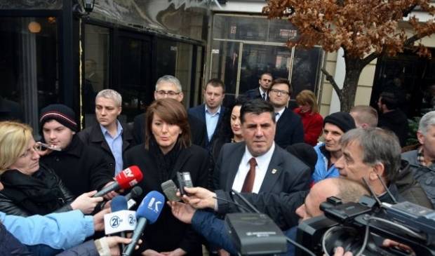 Jahjaga: Göç Yolunu Tutmayınız‏