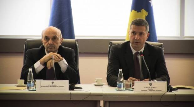 Göç, İş Yerlerinin Açılmasıyla Durdurulmalı