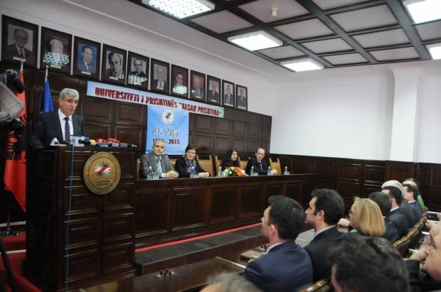 Priştine Üniversitesinin Bugün Kuruluşunun 45. Yılı