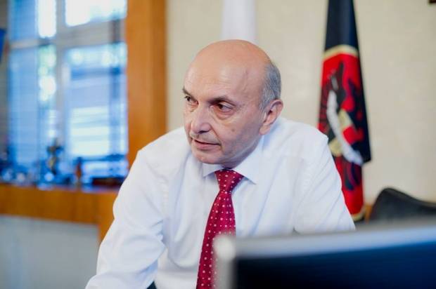 Mustafa: İzole Edilmiş Halk Olmayı Hak Etmiyoruz