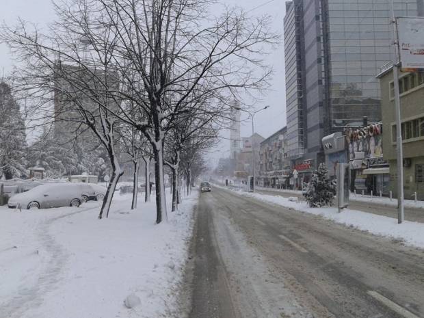 Kar Yağışı Ulaşımı Olumsuz Etkiliyor