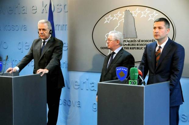 Avramopoulos: Kosova, Vize Muafiyeti İçin Yakında İyi Bir Haber Alacak