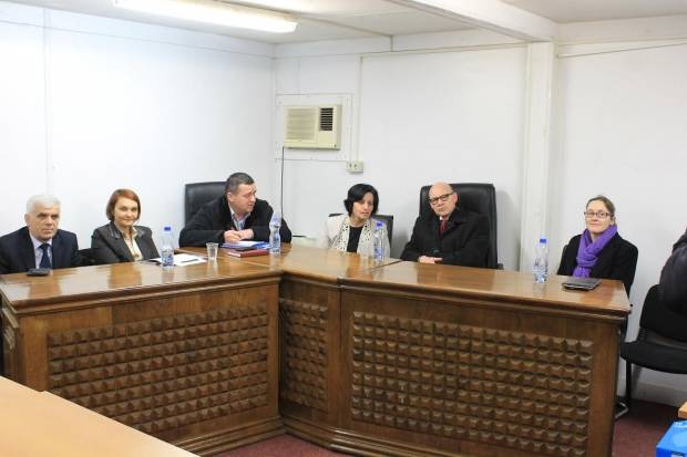 EULEX Şefi, Mitroviça Temel Mahkemesini Ziyaret Etti
