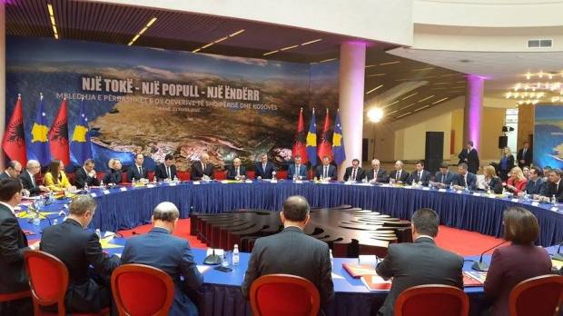 Arnavutluk-Kosova Hükümetlerinin Ortak Toplantısı Başladı