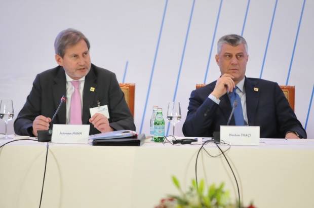 Hahn, Balkanlar İçin 180 Milyon Avro Vaat Etti
