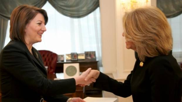 Jahjaga, Birleşik Arap Emirliklerinin Desteğini Övdü
