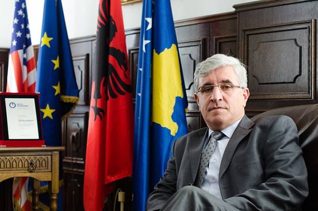 Rektor Zejnullahu'ya 7.000 Avro Ceza
