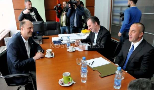 Muhalefet Liderleri Bugün de Bir Araya Geliyor