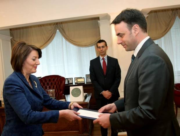 Jahjaga İngiltere'nin Yeni Büyükelçisini Kabul Etti