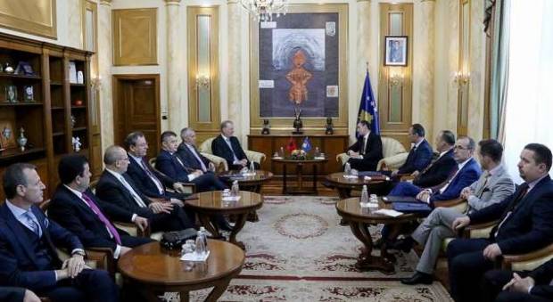 Veseli, Medyayı Eleştirdi