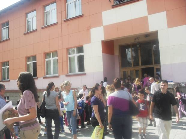 Dersler Bugün Normal Devam Ediyor