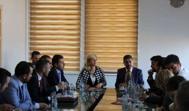 Türkiyeli İşadamları Yakova'da Yatırım İçin İlgileniyor