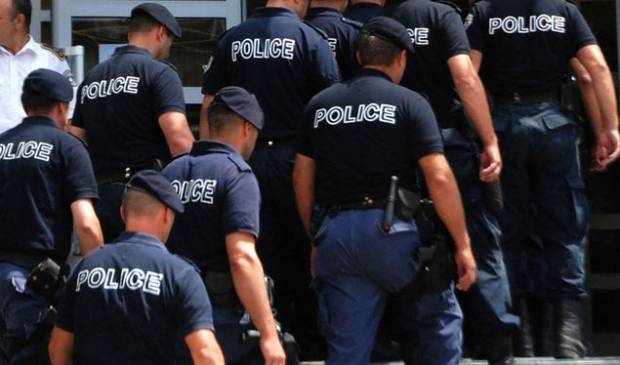 İpek ve Prizren'de 7 Tefeci Tutuklandı