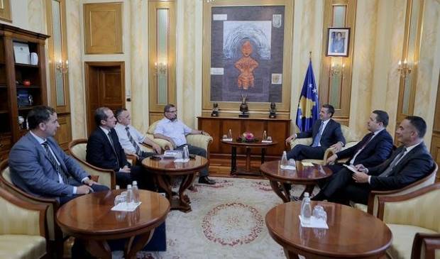 Veseli, Rugovalılarla Karadağ ile Sınır Hattını Görüştü