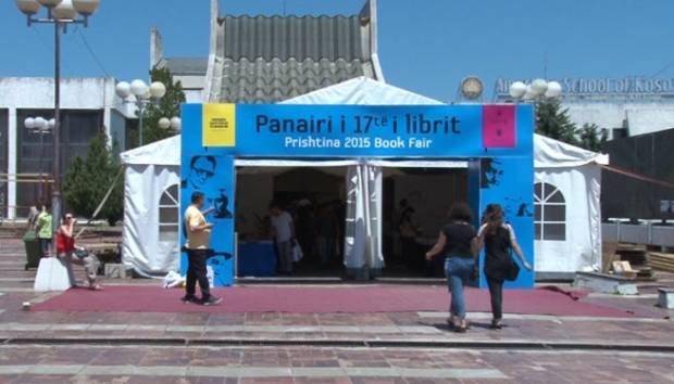 Priştine Kitap Fuarı'nı 40 bin Kişi Ziyaret Etti