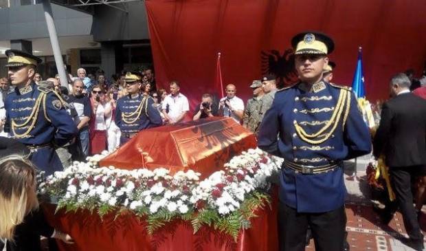 Mitroviça'da İsa Boletini Töreni