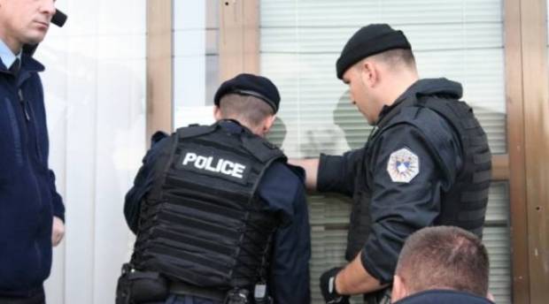 Ekonomi Suçlar İçin Üç Kentte Polis Baskını